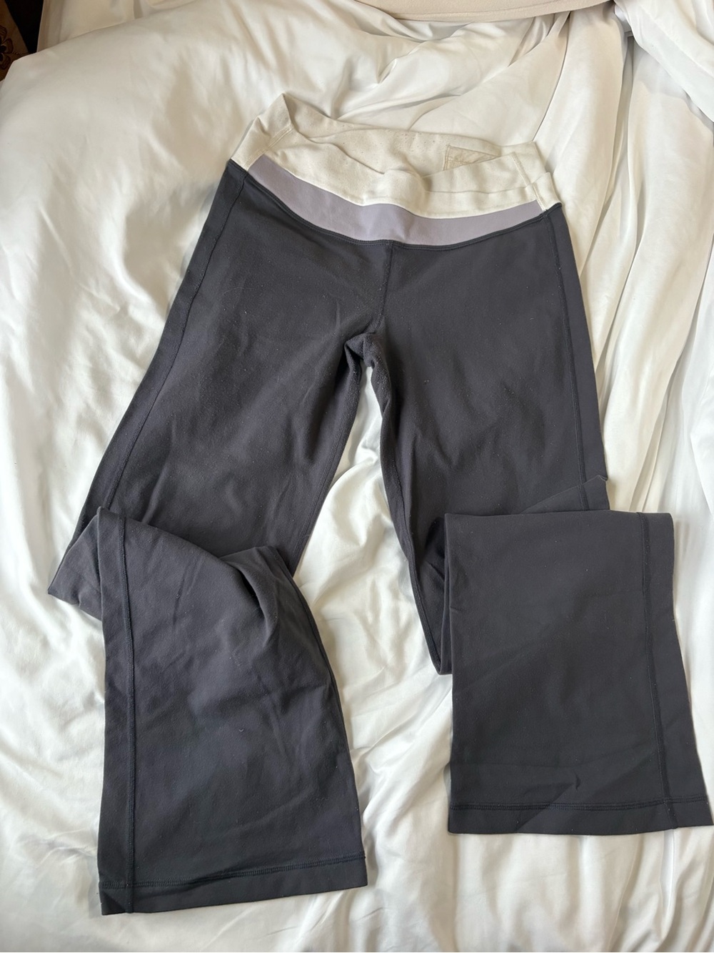 Lululemon grey leggings